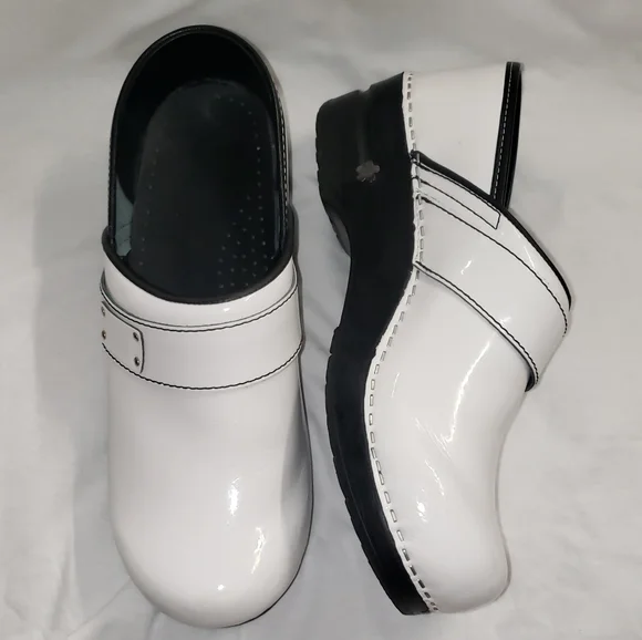 Koi Women's White and Black Clogs - Picture 2 of 12